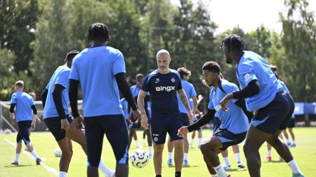 西甲直播-卡拉格：切尔西不应再买人 球员们也不应再加入